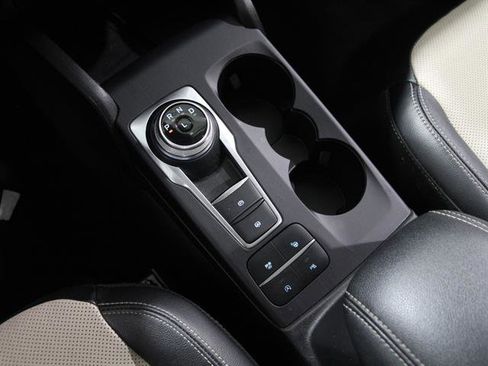 Certified 2022 Ford Escape Titanium w/ Titanium Elite Package image 16