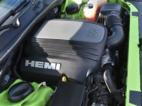 Used 2023 Dodge Challenger R/T w/ Plus Package image 22