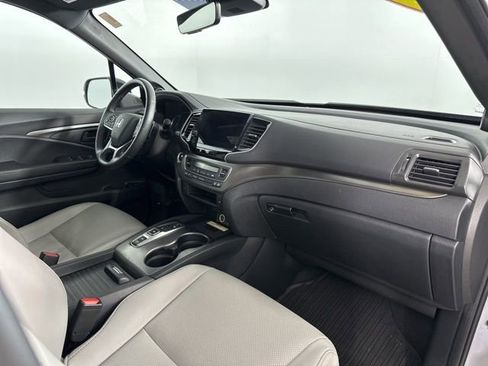 Used 2022 Honda Passport EX-L image 25