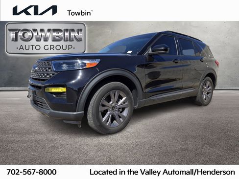 Used 2022 Ford Explorer XLT w/ Equipment Group 202A image 1