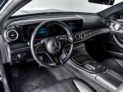 Used 2023 Mercedes-Benz E 450 4MATIC All-Terrain Wagon w/ Premium Package image 17