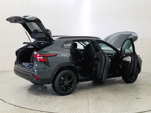 New 2026 Chevrolet Trax LT FWD image 12