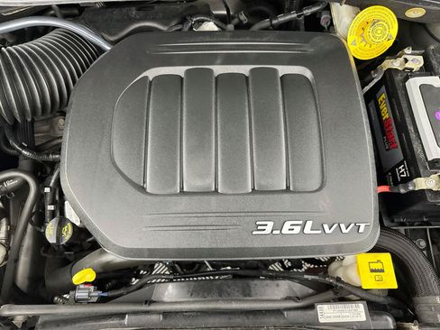Used 2018 Dodge Grand Caravan SE FWD image 67