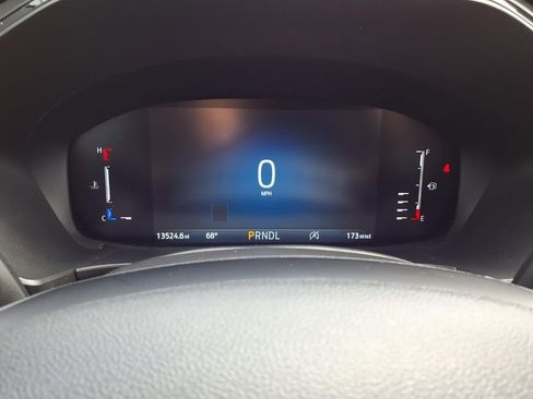 Used 2024 Ford Escape ST-Line w/ Tech Pack #1 AWD/4WD image 18