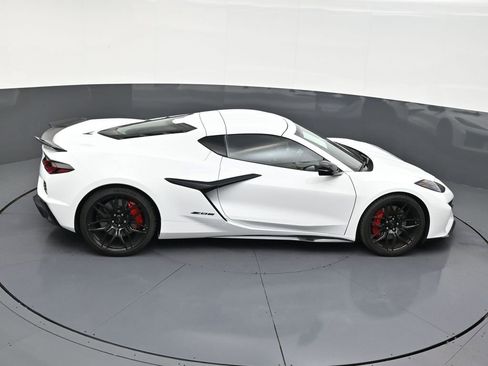 Used 2026 Chevrolet Corvette Z06 RWD image 18