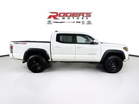 Certified 2021 Toyota Tacoma TRD Off-Road w/ Technology Package AWD/4WD image 14