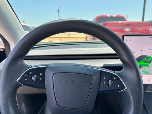 Used 2025 Tesla Model 3 Long Range AWD/4WD image 5