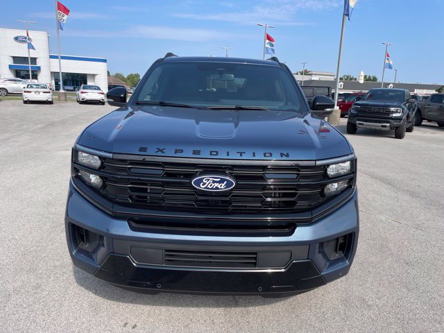New 2027 Ford Expedition Max Platinum w/ Stealth Performance Package AWD/4WD image 3