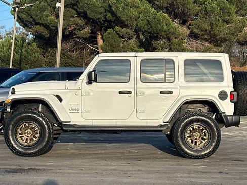 Used 2021 Jeep Wrangler Unlimited Sahara image 8