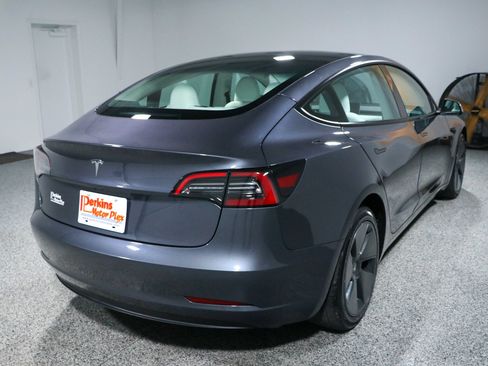 Used 2023 Tesla Model 3 Standard Range RWD image 7
