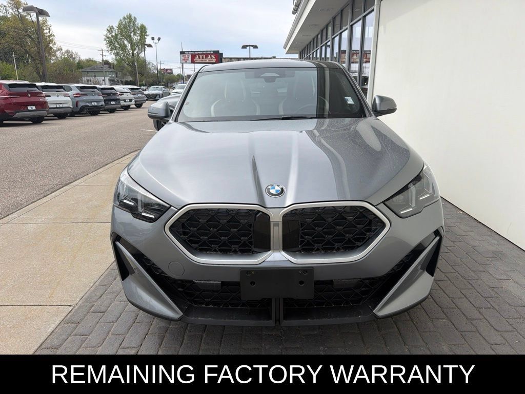 Used 2025 BMW X2 xDrive28i w/ Convenience Package AWD/4WD image 2