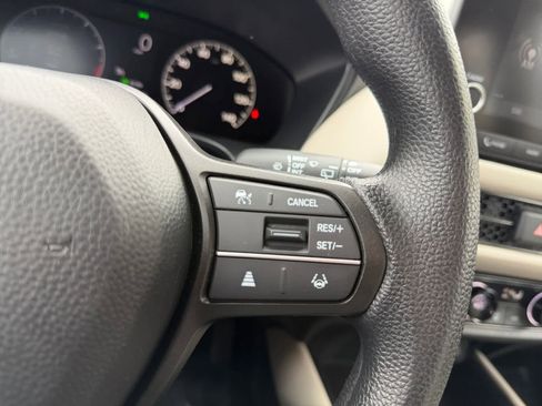 Used 2024 Honda HR-V LX image 22