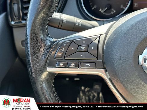 Used 2021 Nissan Rogue Sport SV AWD/4WD image 23