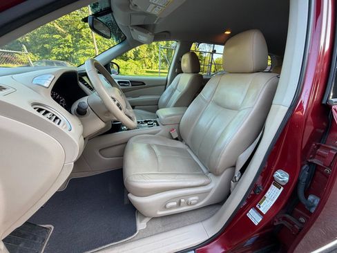 Used 2014 Nissan Pathfinder SL w/ Trailer Tow Package AWD/4WD image 20