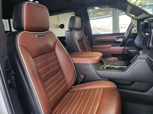 Used 2024 GMC Sierra 2500 Denali Ultimate image 18