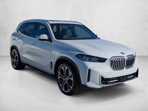 New 2026 BMW X5 xDrive50e w/ Climate Comfort Package image 7