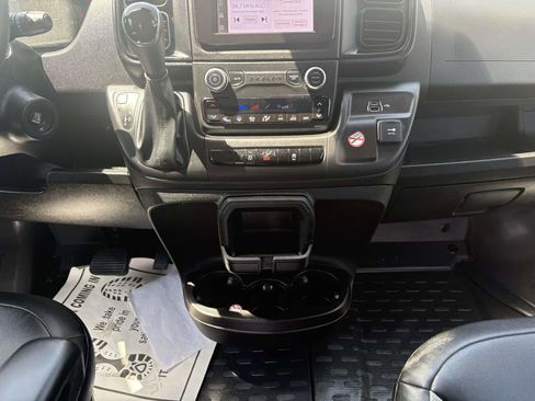 Used 2025 RAM ProMaster 3500 w/ Convenience Group image 21