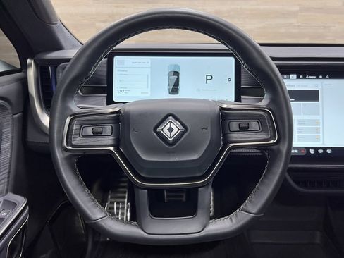 Used 2024 Rivian R1S Adventure image 2
