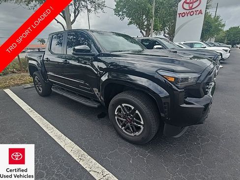 Used 2024 Toyota Tacoma TRD Sport w/ TRD Sport Upgrade Package image 1