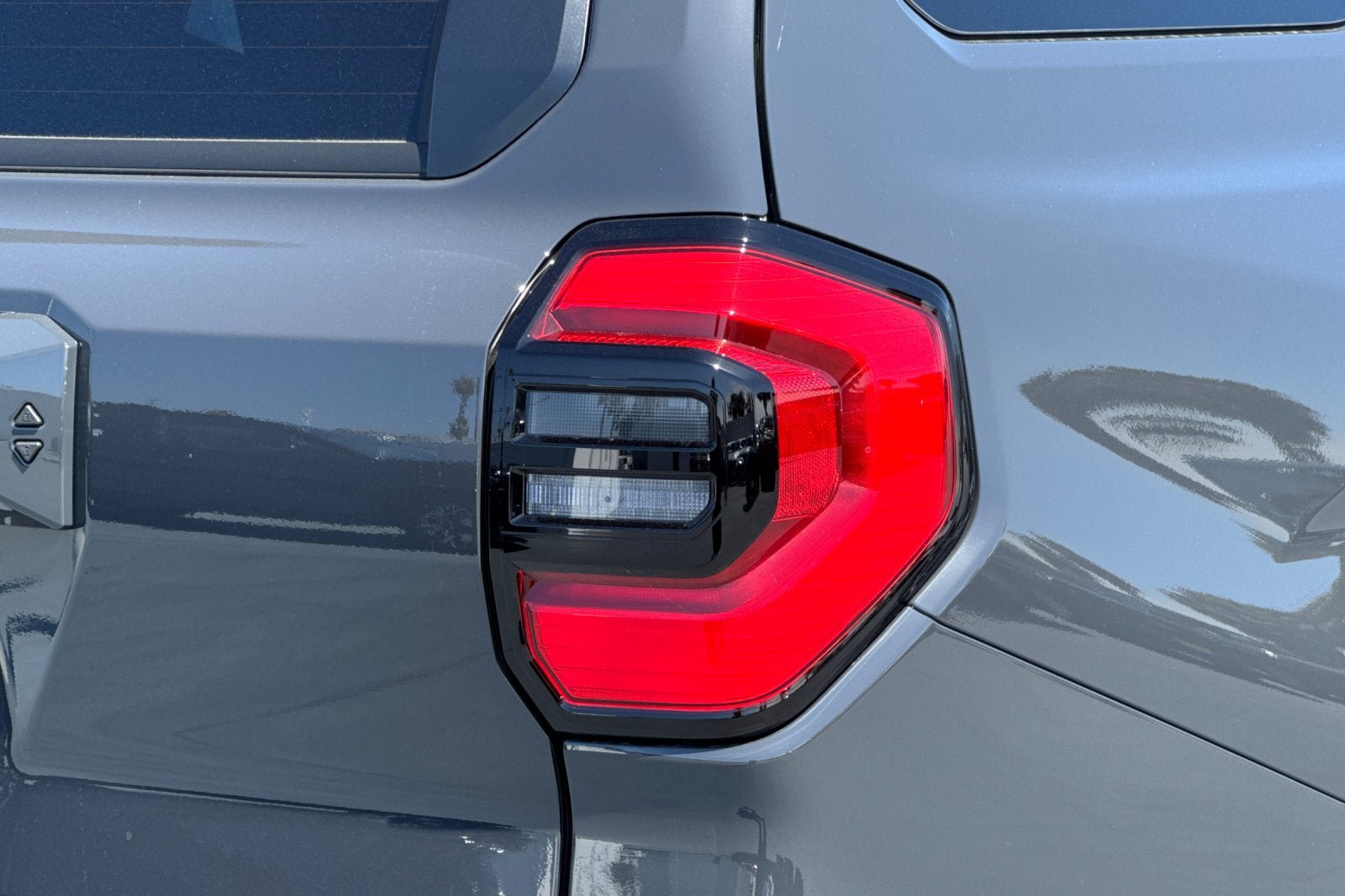 New 2026 Toyota 4Runner Limited AWD/4WD image 32