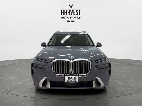 Used 2024 BMW X7 xDrive40i image 11