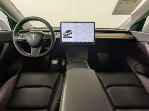 Used 2022 Tesla Model Y Performance image 7
