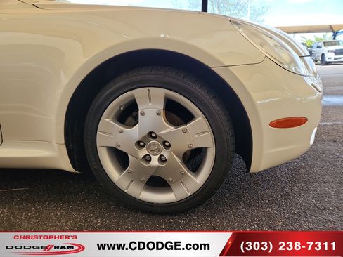 Used 2004 Lexus SC 430 Convertible RWD image 4