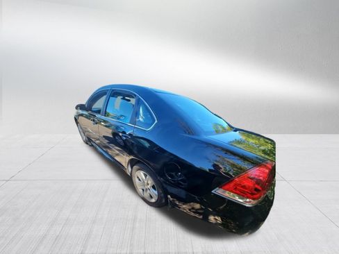 Used 2011 Chevrolet Impala LS FWD image 6