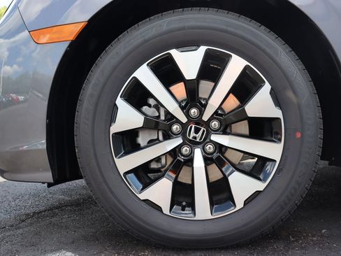 Used 2026 Honda Odyssey EX-L image 10