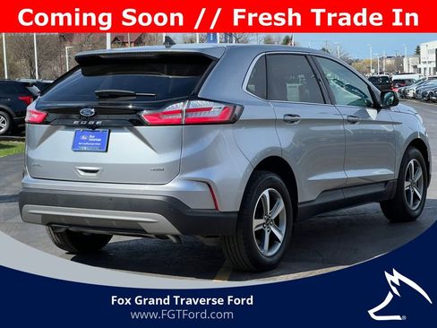 Certified 2024 Ford Edge SEL w/ Convenience Package image 8