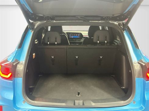 Used 2025 Chevrolet TrailBlazer RS w/ Convenience Package image 25