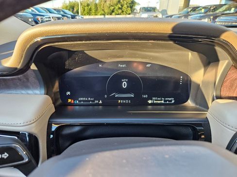 Used 2021 Lincoln Nautilus Reserve w/ Monochromatic Package image 25