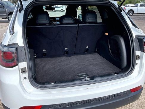 Used 2024 Jeep Compass Latitude w/ Sun and Sound Group image 37