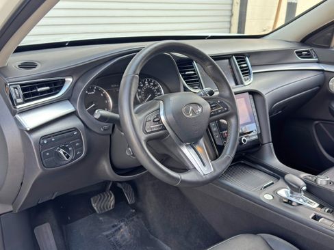 Used 2019 INFINITI QX50 Essential w/ Premium Heat Package FWD image 13