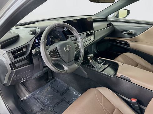 Used 2023 Lexus ES 300h w/ Accessory Package (Z1) FWD image 14