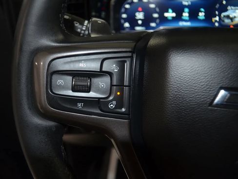 Used 2023 Chevrolet Silverado 1500 ZR2 w/ Technology Package image 43