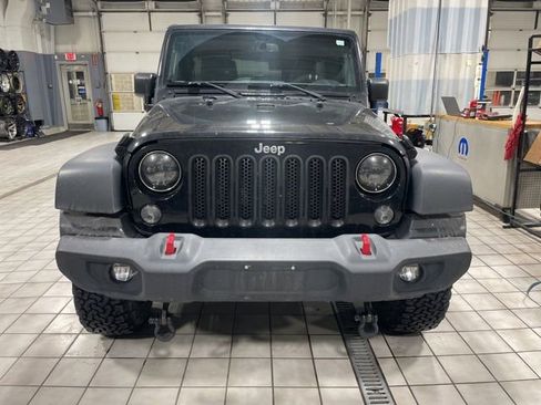 Used 2018 Jeep Wrangler Unlimited Rubicon w/ Cold Weather Group image 10