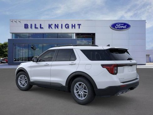 New 2026 Ford Explorer Active w/ Active Comfort Package image 4