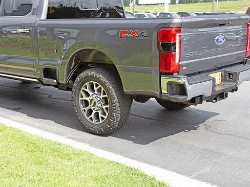 Used 2026 Ford F250 Lariat w/ Chrome Package AWD/4WD image 2