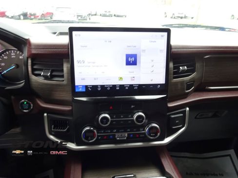 Used 2022 Ford Expedition Limited AWD/4WD image 28