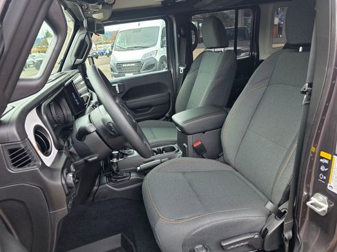 New 2026 Jeep Wrangler Unlimited Sport image 4