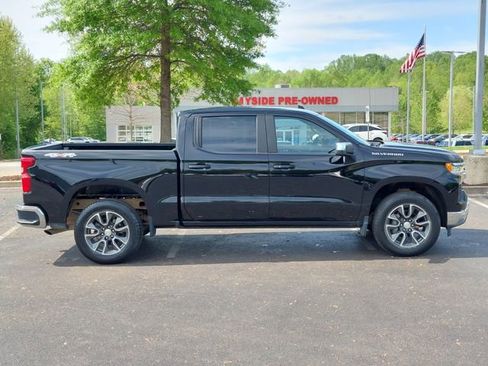 Used 2023 Chevrolet Silverado 1500 LT AWD/4WD image 6