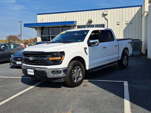Used 2025 Ford F150 XLT w/ Equipment Group 302A MID image 3