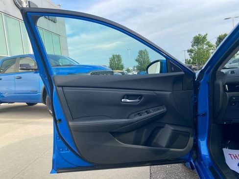 Used 2021 Nissan Sentra SV FWD image 9