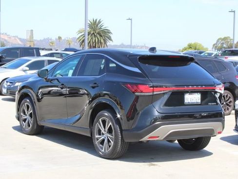 Certified 2024 Lexus RX 350 FWD w/ Technology Package image 19