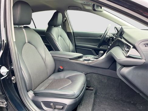 Used 2024 Toyota Camry XSE image 27