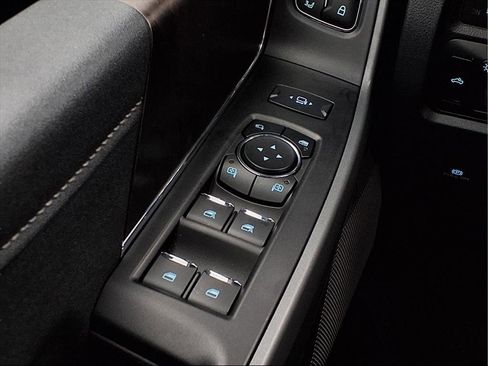 Used 2024 Ford F250 Lariat w/ Sport Appearance Package image 21