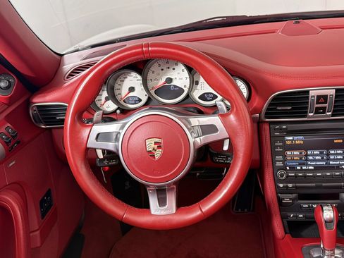 Used 2012 Porsche 911 Carrera 4 GTS AWD/4WD image 28