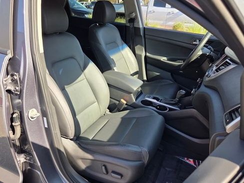 Used 2017 Hyundai Tucson Limited w/ Cargo Package image 19