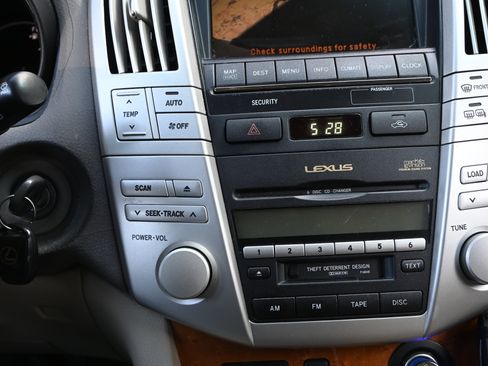 Used 2005 Lexus RX 330 AWD image 46